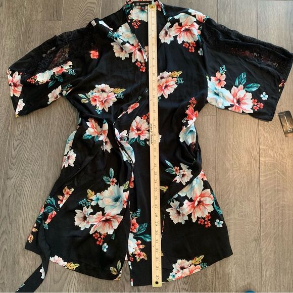 INTERNATIONAL CONCEPTS INTIMATES Nightgown Robe Set Women’s M Black Floral Pink. - Picture 16 of 16